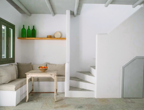 Restoring-an-old-house-in-Parikia-Paros-Cyclades-Greece-02